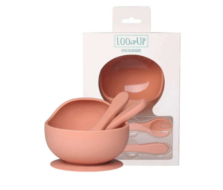 Pink silicone baby feeding bowl with lid and matching spoon and fork, displayed in front of a white box with the LOOUP logo.
