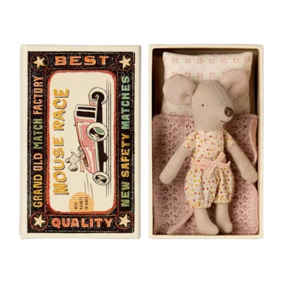 Maileg Little Sister Mouse in Matchbox - Ποντικάκι σε σπιρτόκουτο