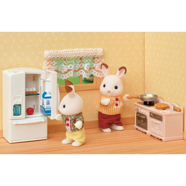 Διαδραστικό Βασικό Σετ Επίπλων Sylvanian Families με φιγούρα & αξεσουάρ.
