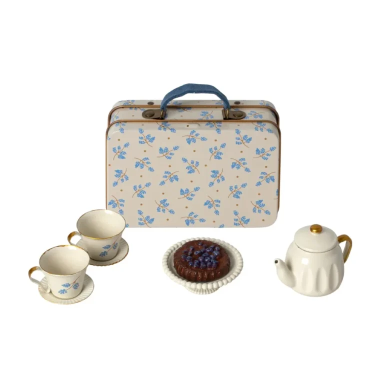 Maileg afternoon treat mouse blue madelaine tea set