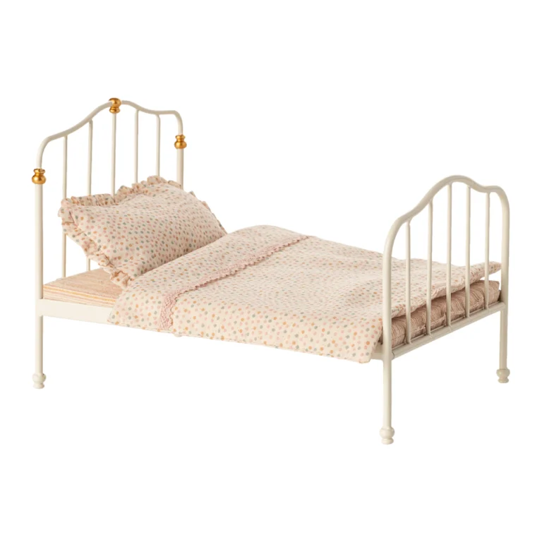 Maileg Vintage Mouse Bed Large Off White